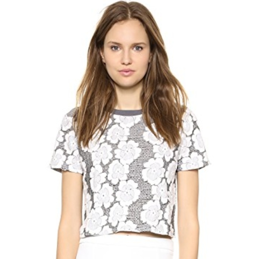 J.O.A Los Angeles Short Sleeve Flower CropTop